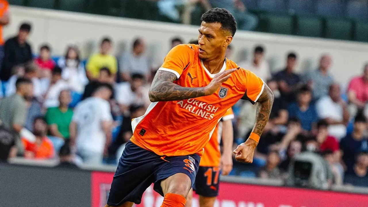 Başakşehir, Avrupa kupalarında 100. golünü attı