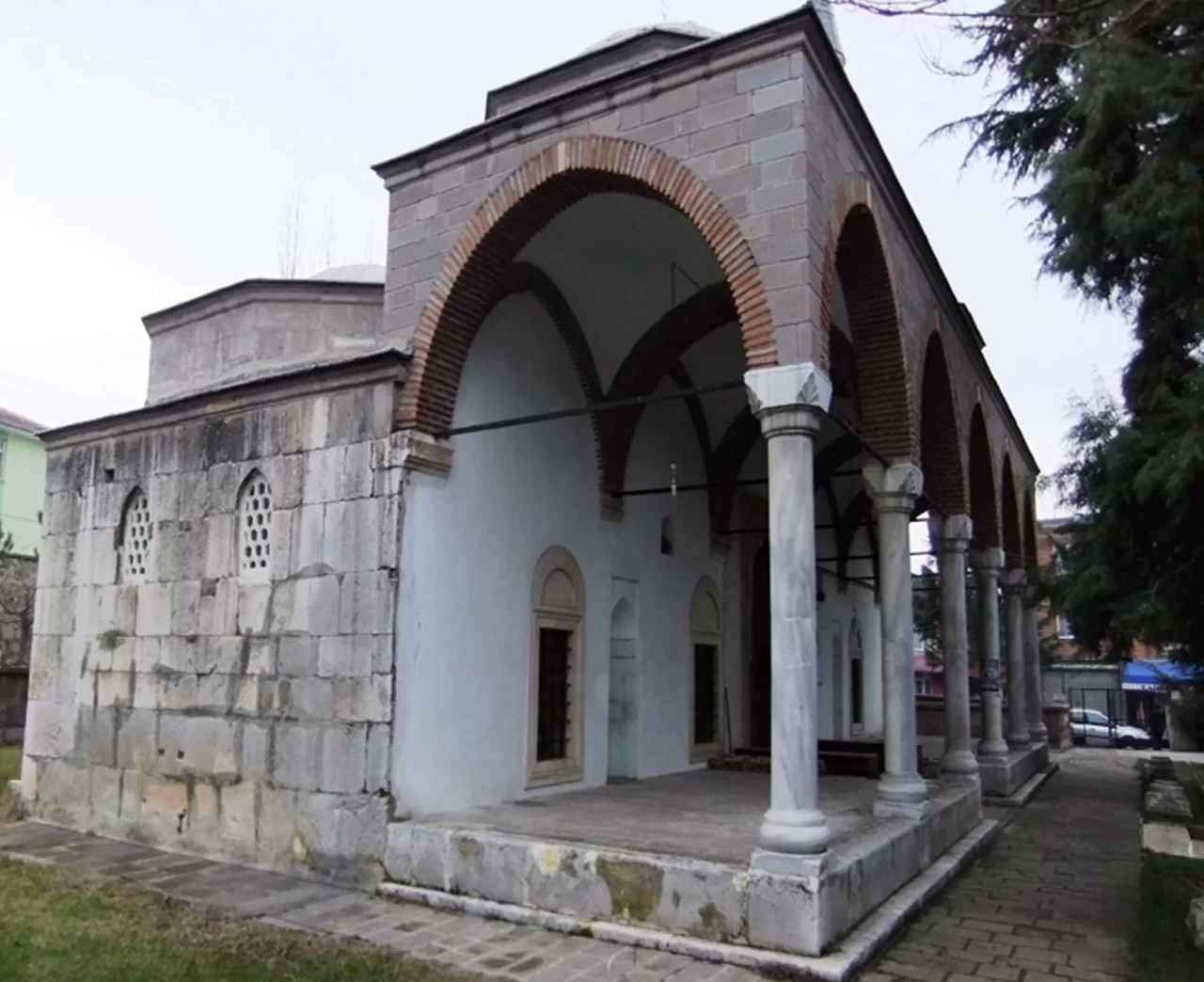 5 asırlık Tacettin İbrahim Paşa Camisi’nde restorasyon yarılandı