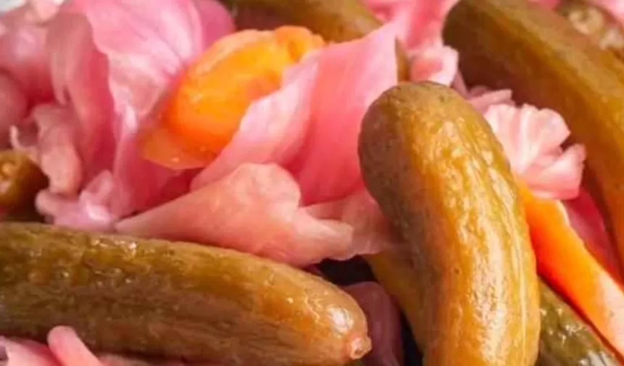 Bozulan turşu kurtarılabilir mi? İşte dikkat etmeniz gereken ipuçları