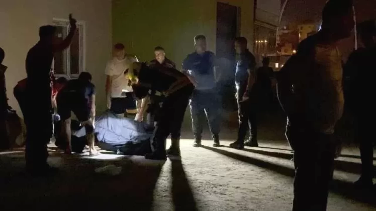 Mersin'de kahreden olay! 12. kattan düşen lise öğrencisi hayatını kaybetti