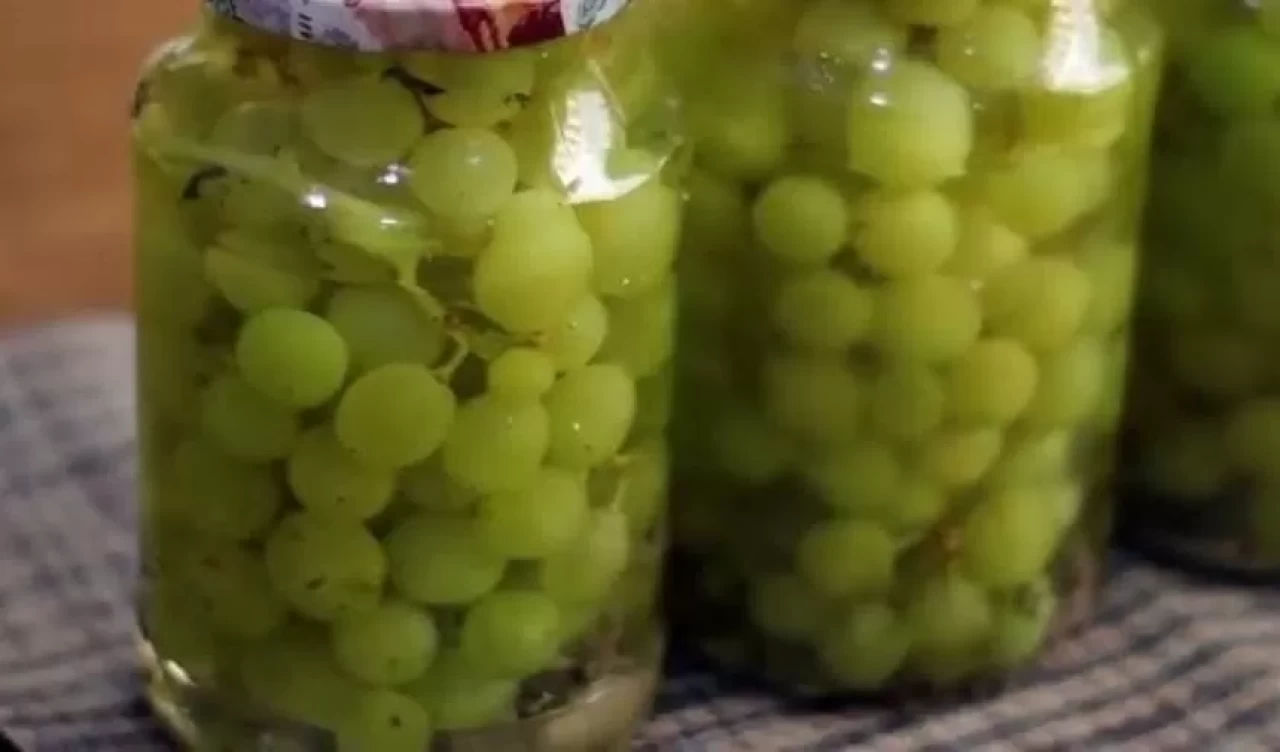 Üzüm turşusu tarifi! Geleneksel ve farklı bir lezzet