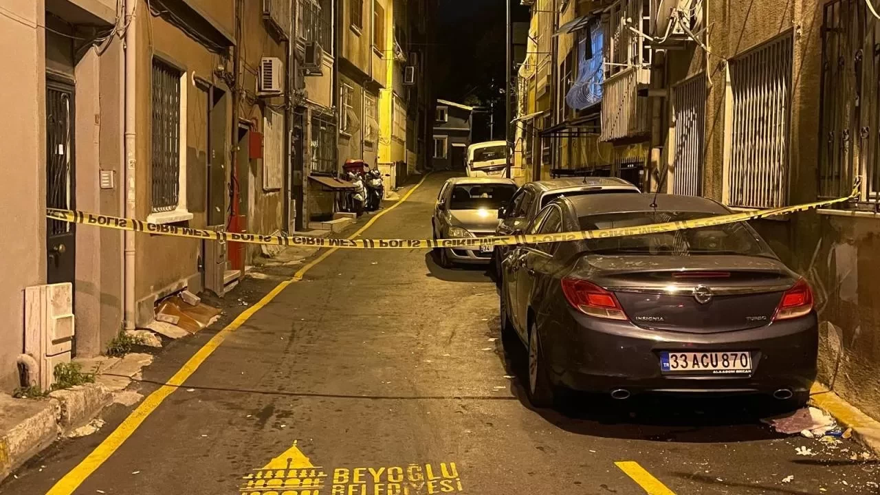 Beyoğlu'nda dehşet! Silahlı saldırıya uğrayan taksici hayatını kaybetti