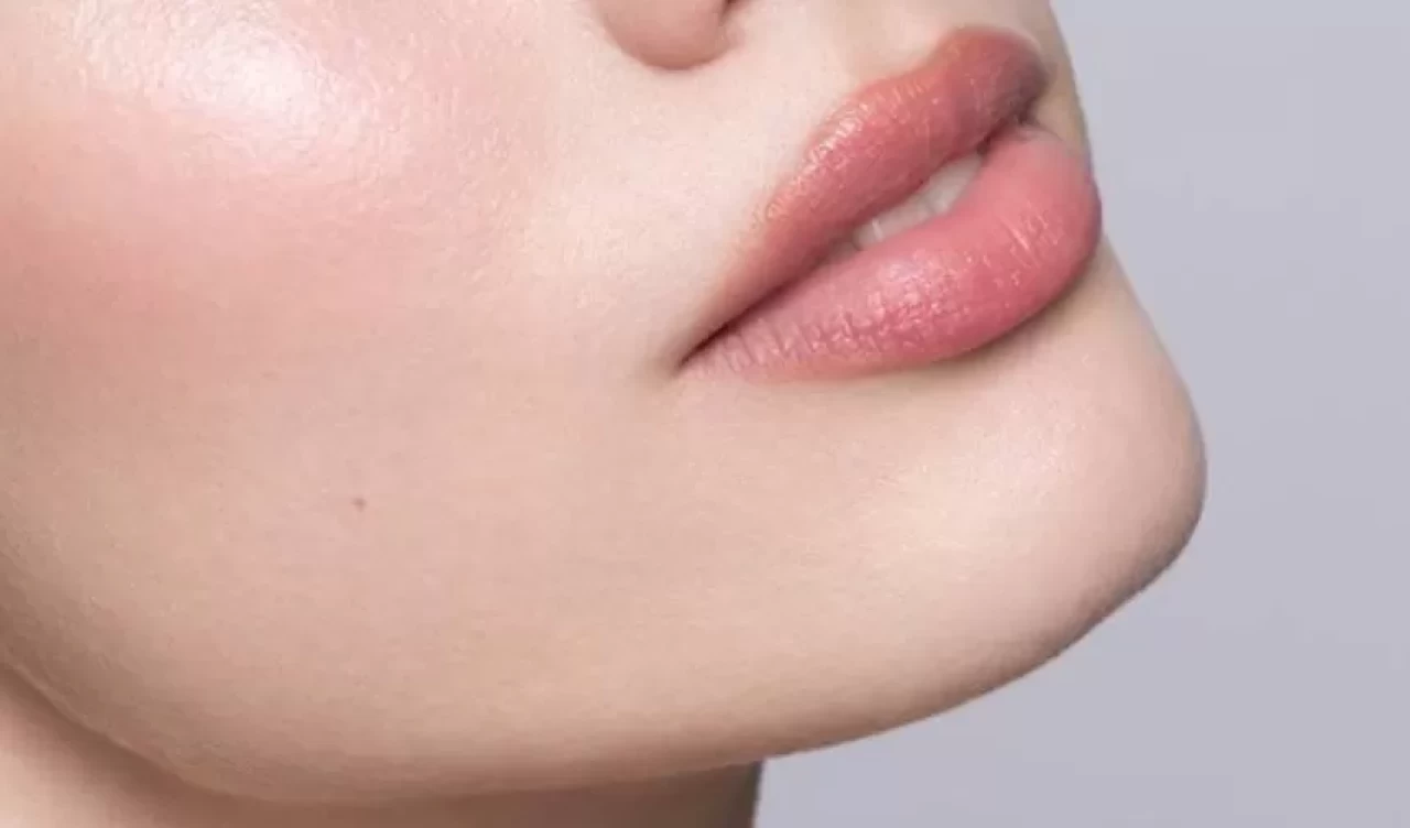 Kış aylarında dudaklarınızı yumuşacık tutmanın 3 etkili yolu