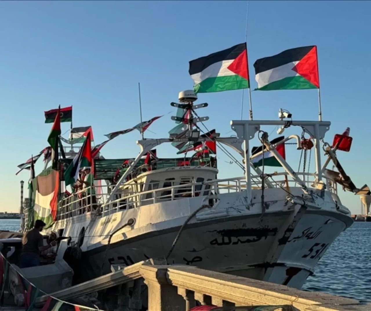 Gazze’ye yardım için yola çıkan Ömer Muhtar Gemisi Libya’dan denize açıldı