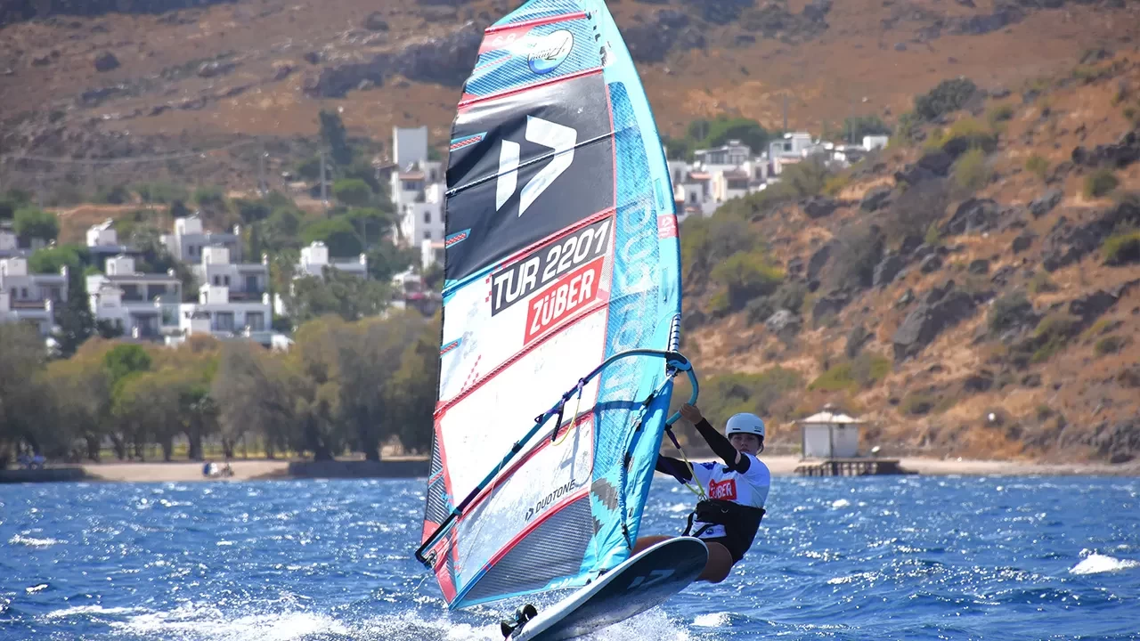 TYF Windsurf Türkiye Ligi 3. Ayak Yarışları Bodrum’da başladı