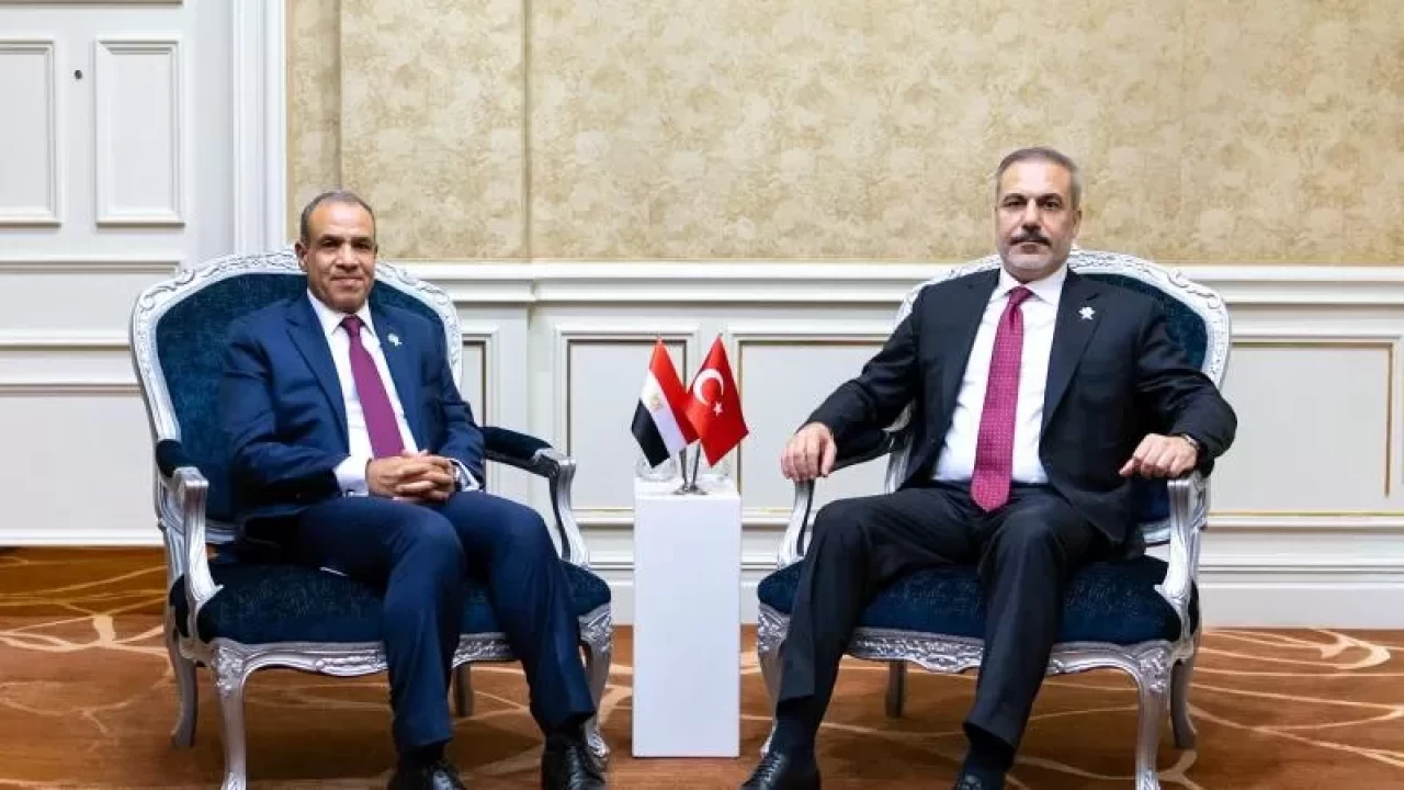 Dışişleri Bakanı Hakan Fidan, Katar Başbakanı ve Dışişleri Bakanı ile görüştü