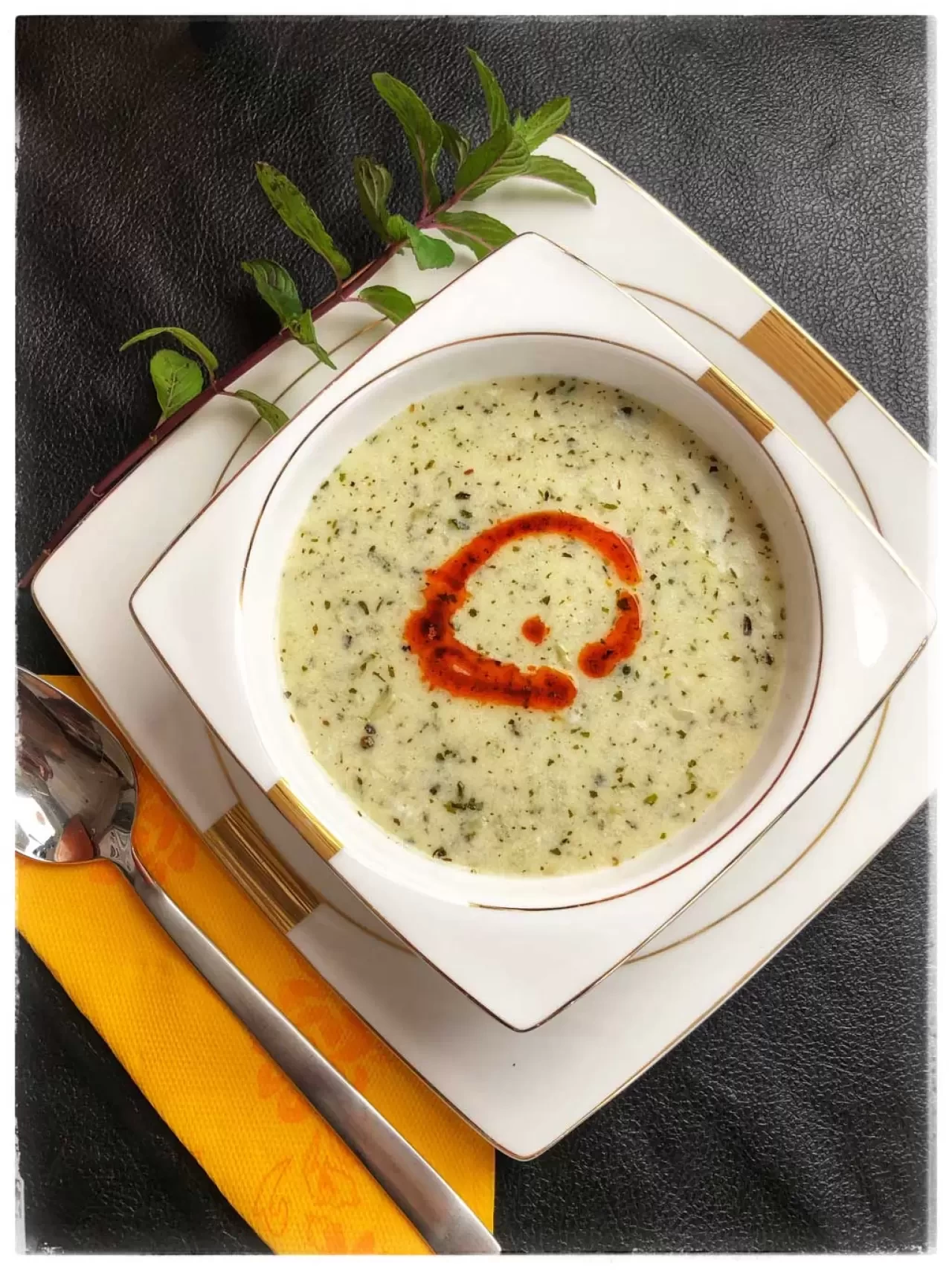 Yayla Çorbası Tarifi: En Kolay Yayla Çorbası Nasıl Yapılır?