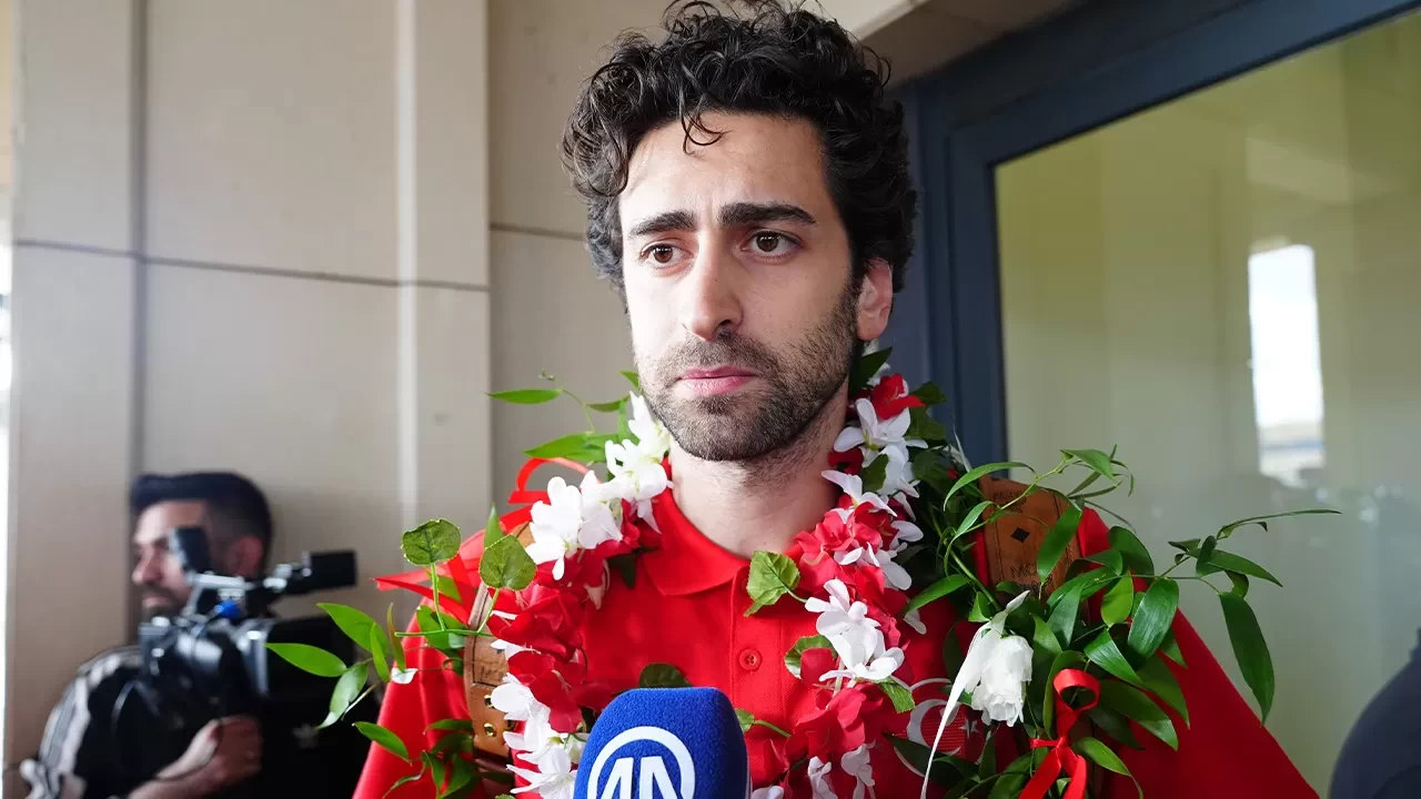 Milli basketbolculardan Avrupa ikinciliği sonrası mesaj