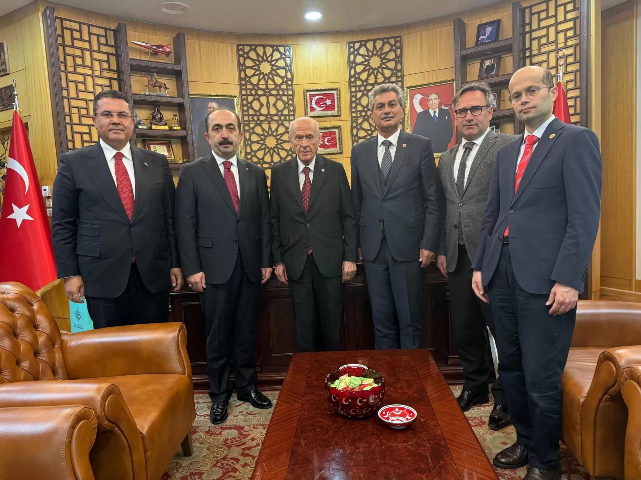 Atatürk Kültür, Dil ve Tarih Yüksek Kurumu’ndan MHP Lideri Bahçeli’ye ziyaret