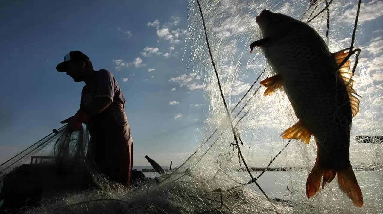 Balıkçılara dev destek paketi: Bakan Uraloğlu açıkladı
