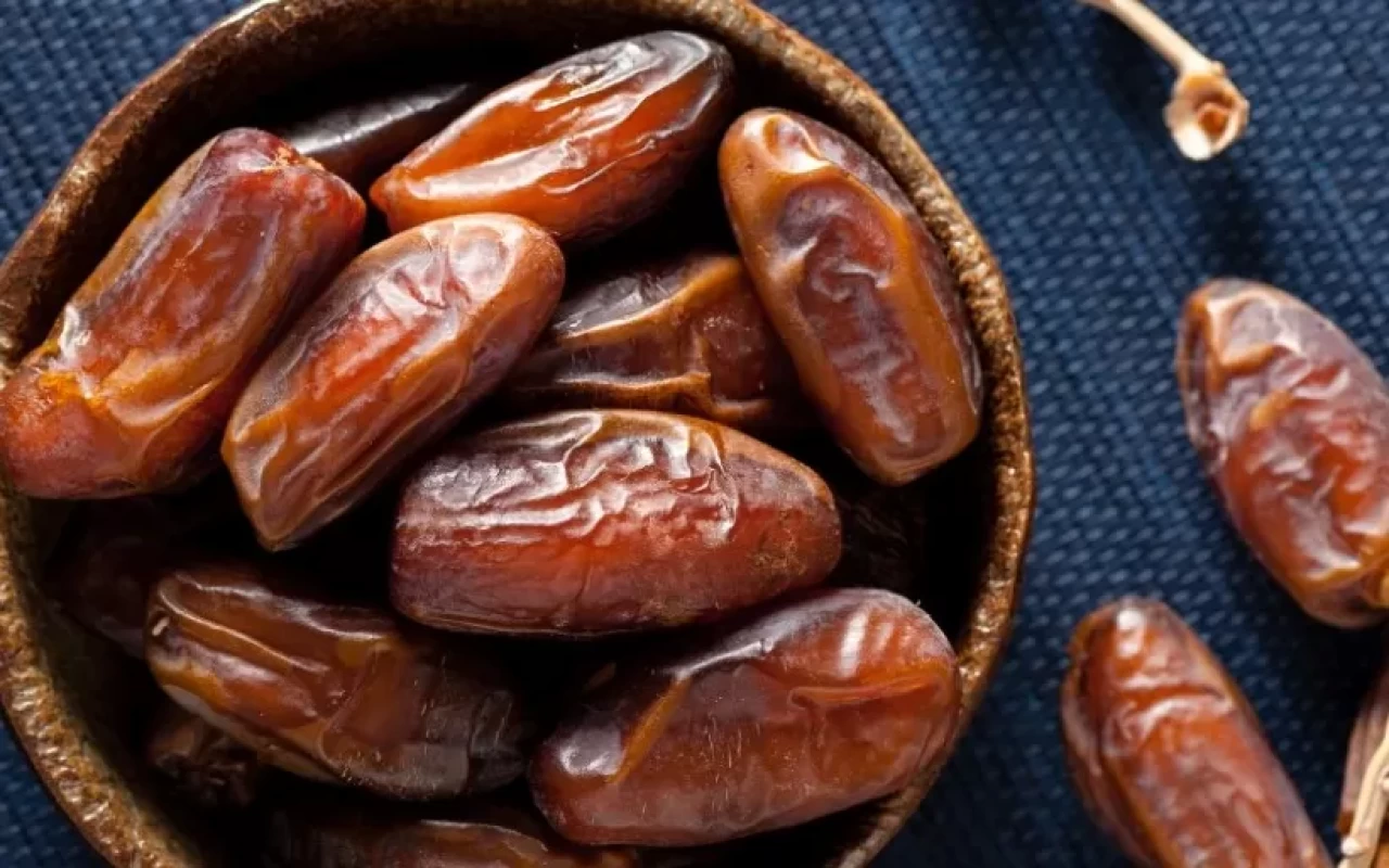 Diyet dostu tatlı! Hurmalı enerji topları