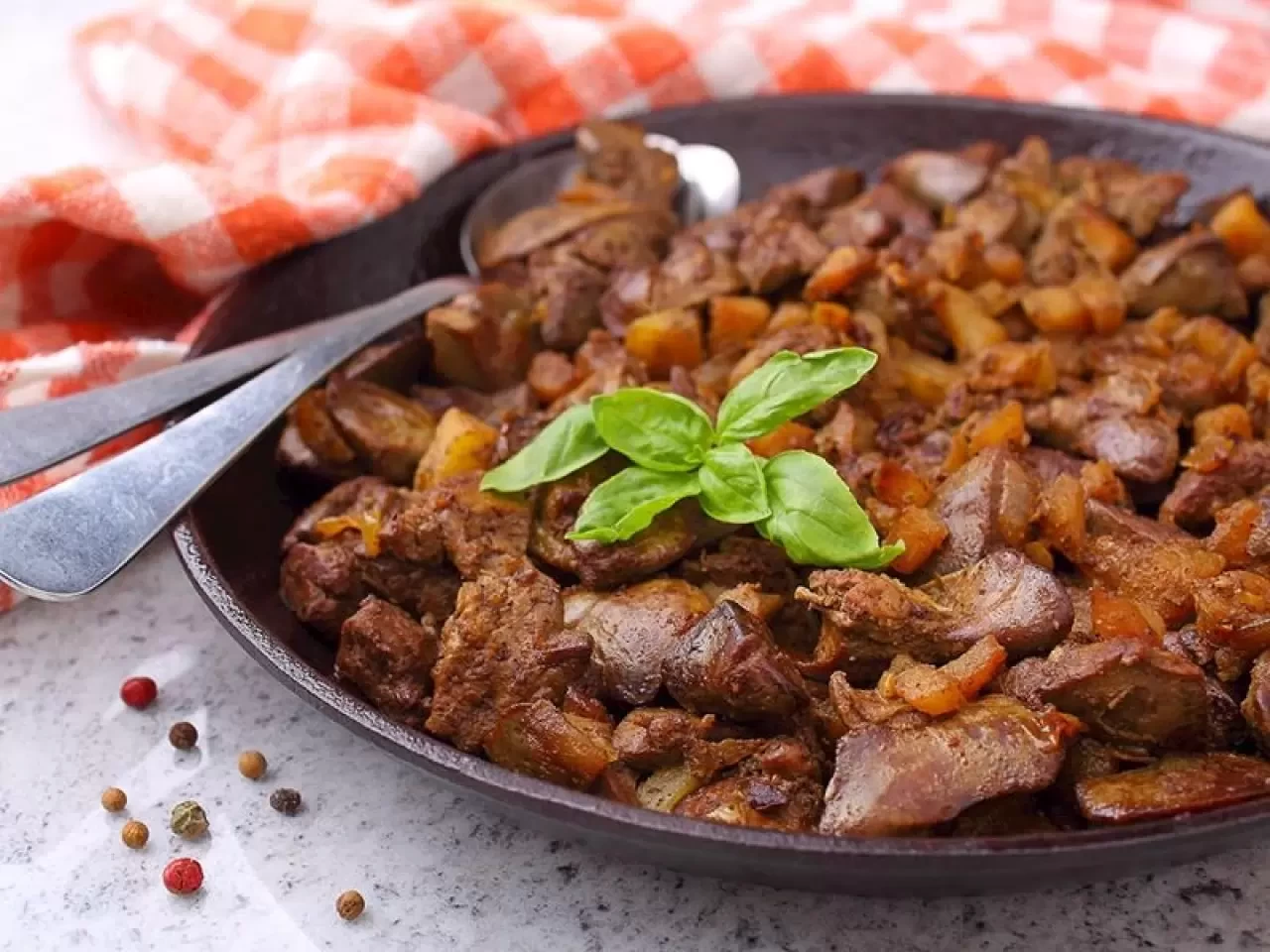 Tavuk Ciğeri Tarifi: Besleyici, Lezzetli ve Pratik Hazırlanışı