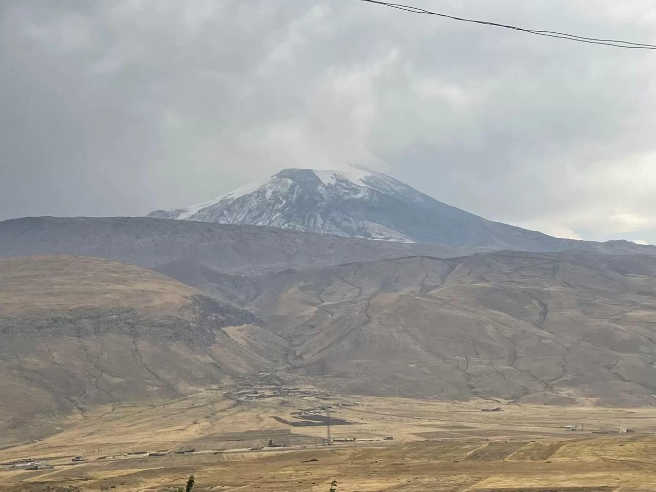 Ağrı Dağı beyaza büründü