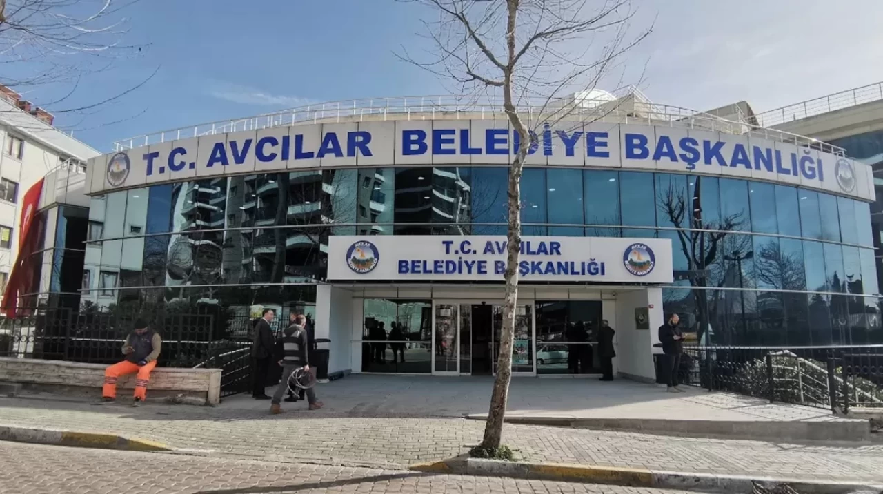 Avcılar Belediyesi'ne operasyon! Çok sayıda kişi gözaltına alındı