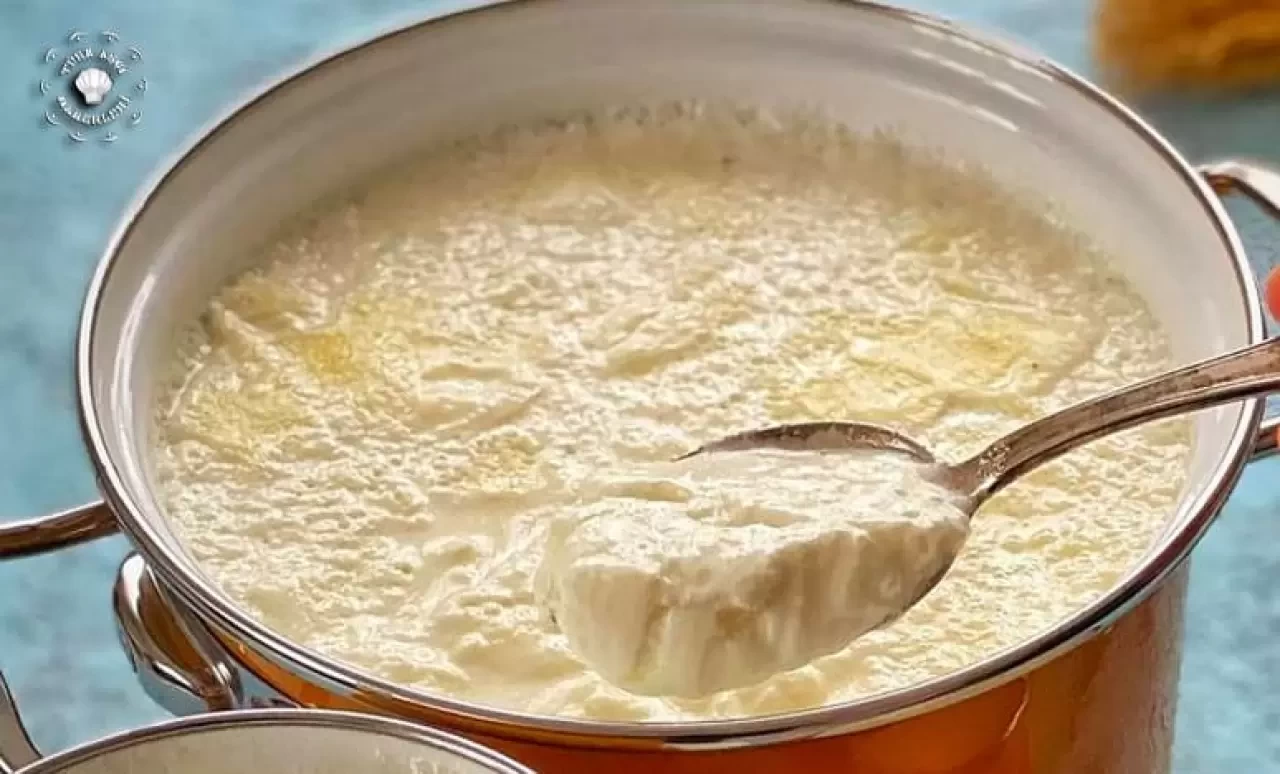 Yoğurt Mayalama Sırrı: Kavanozda Yoğurt Kaç Derecede ve Kaç Saatte Mayalanır?