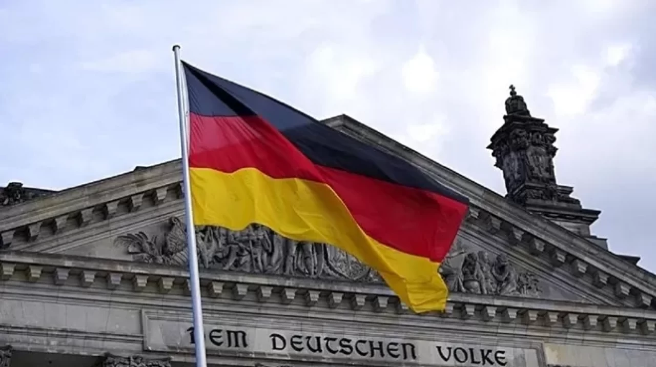 Almanya’da yatırımcı güveni eylülde tahminlerin ötesinde arttı
