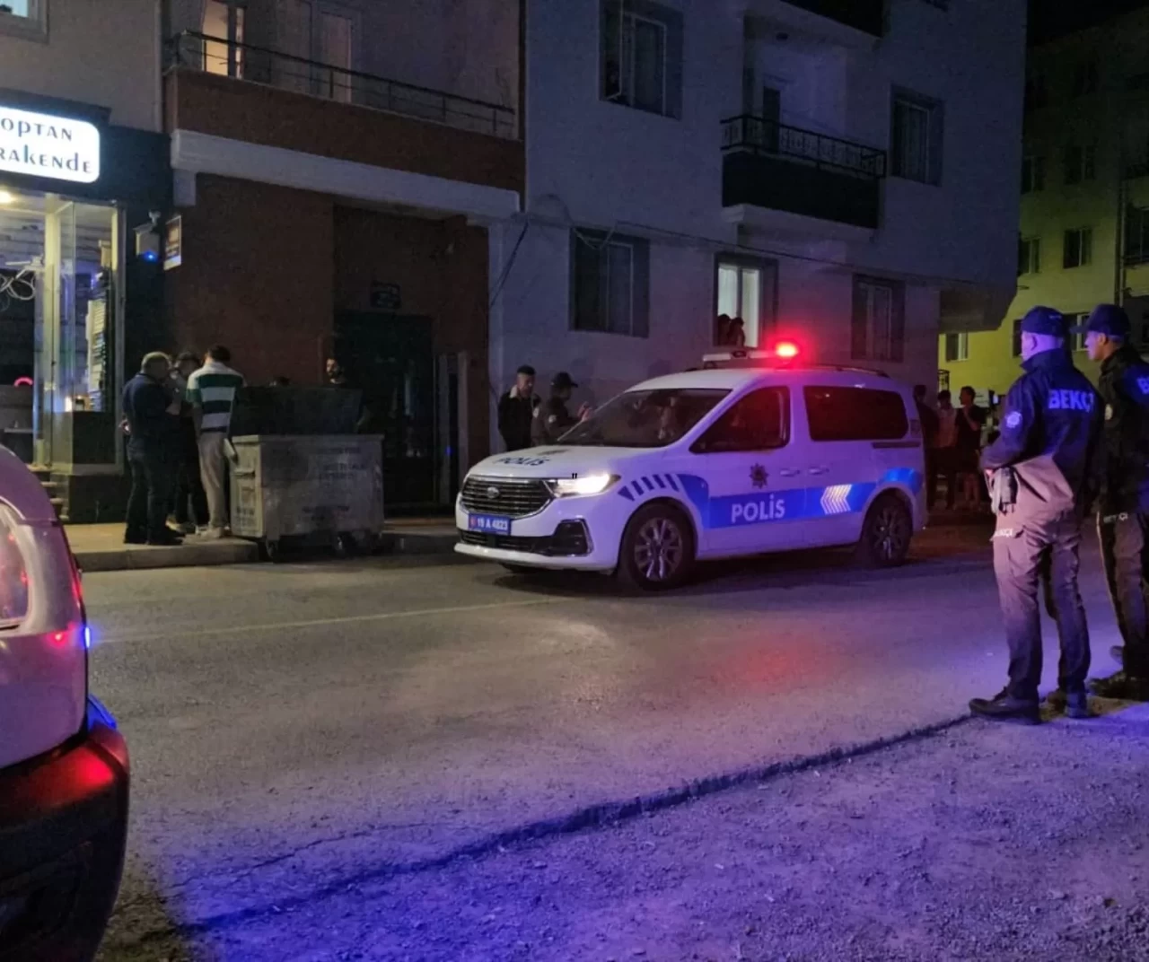 Çorum’da apartmana pompalı tüfekle saldırı: Polis 2 kadını arıyor