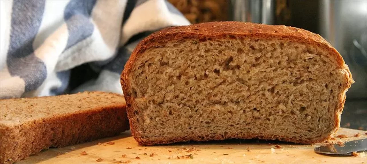 En az kalorisi olan ekmek hangisi?
