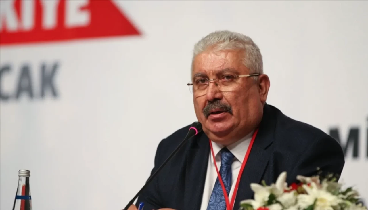 MHP'li Semih Yalçın, partisini dilinden düşürmeyen Özgür Özel'e sert çıktı: GİDİŞATIN SONU BELLİ