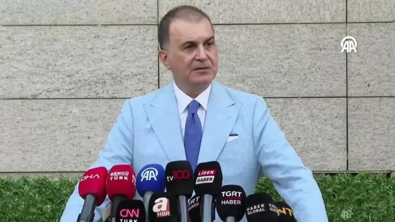 AK Parti Sözcüsü Çelik'ten "Terörsüz Türkiye" konusunda net mesaj: "PKK'nın tüm uzantıları feshedilmeli"