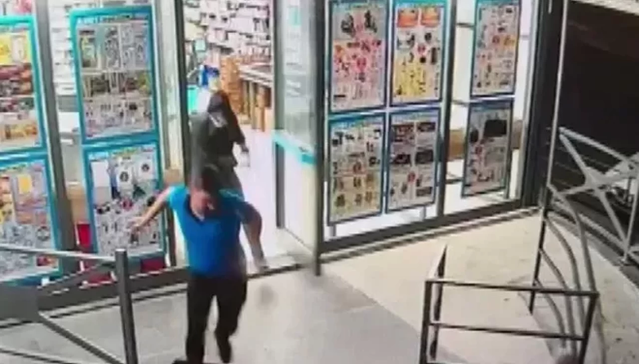 İstanbul'da bir haftada üç iş yerini soydular