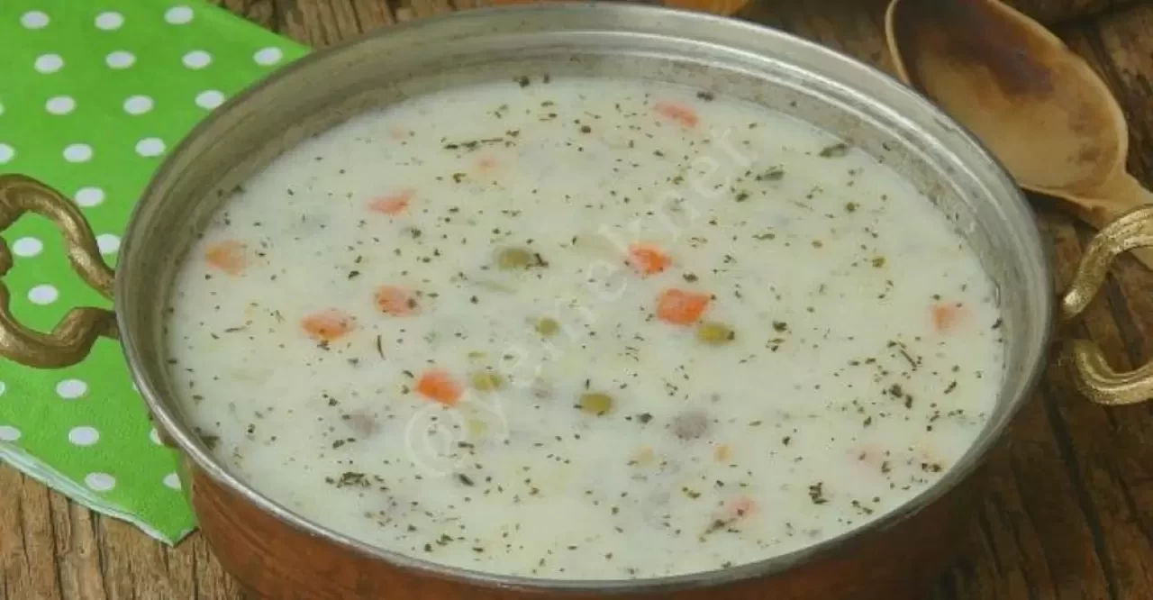 Köfteli Valide Sultan Çorbası Tarifi: Osmanlı Mutfağının Zarif Lezzeti