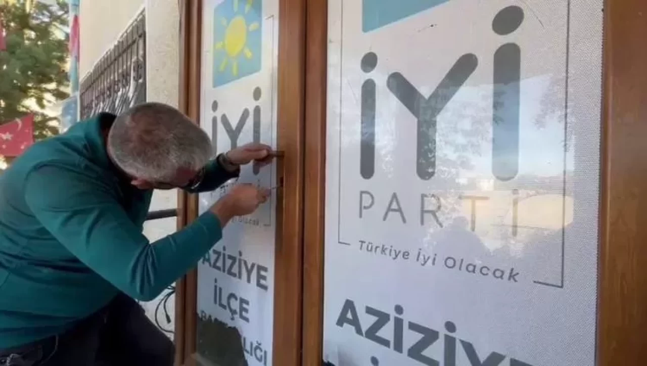 İYİ Parti icralık oldu! "Evimize çöktüler"