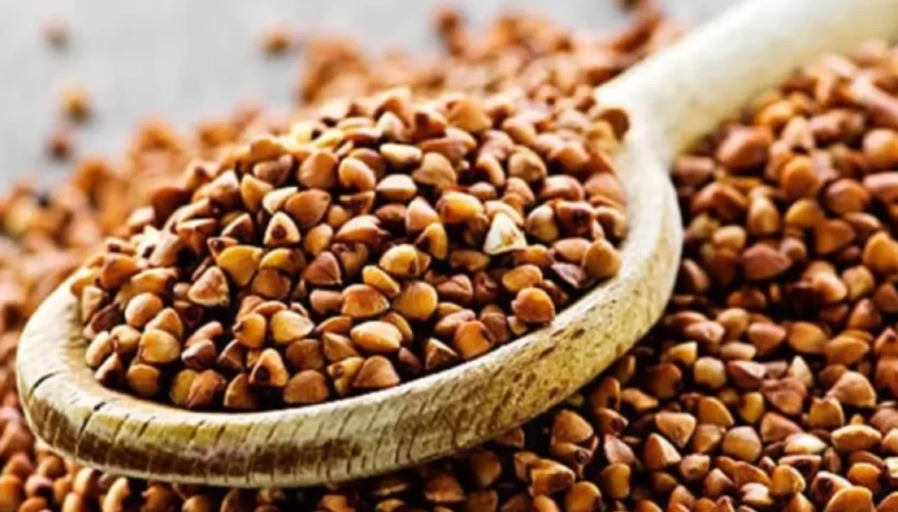 Karabuğdayı deneyenler marketlere koşuyor! Sağlıklı beslenmenin yeni favorisi