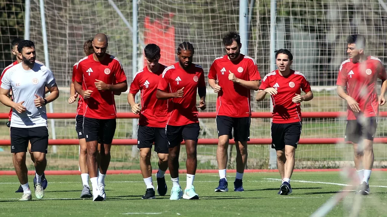 Antalyaspor’da Fenerbahçe mesaisi