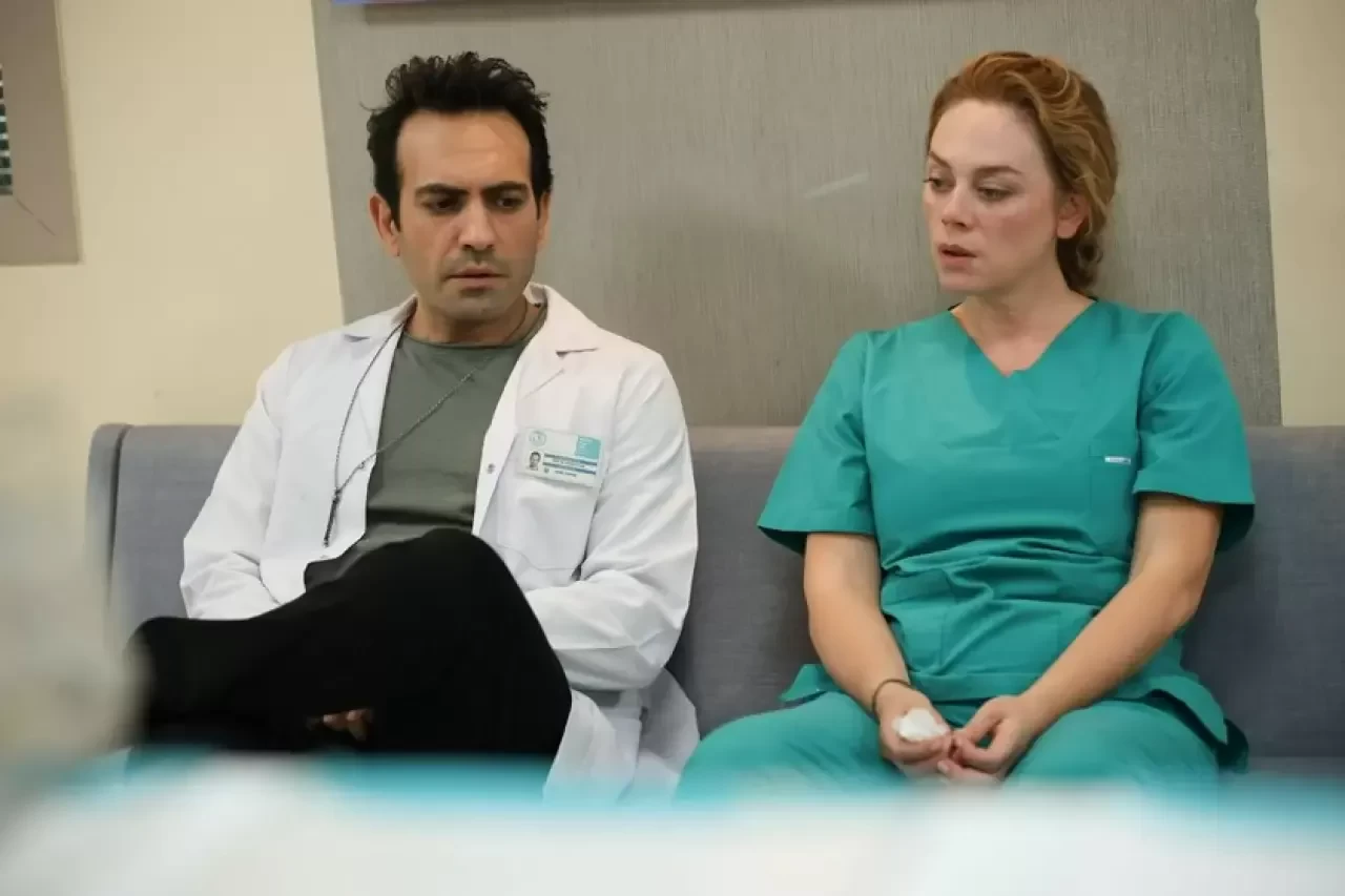 Bahar 52. bölüm canlı full izle! Bahar son bölüm full izle!