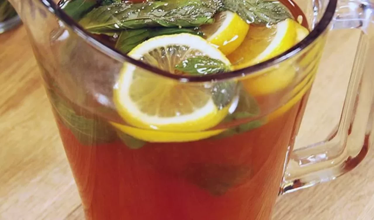 Çaya limon sıkmak ne işe yarar?