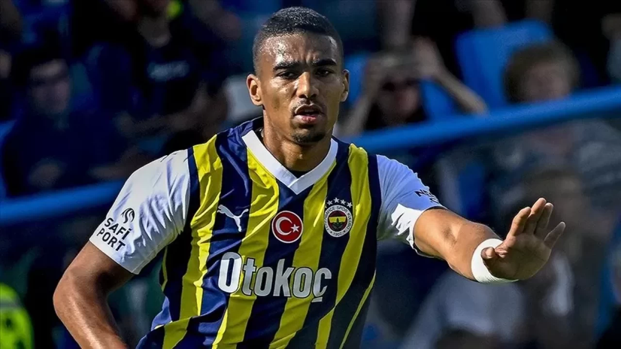 Fenerbahçeli Alexander Djiku, Spartak Moskova’ya transfer oldu