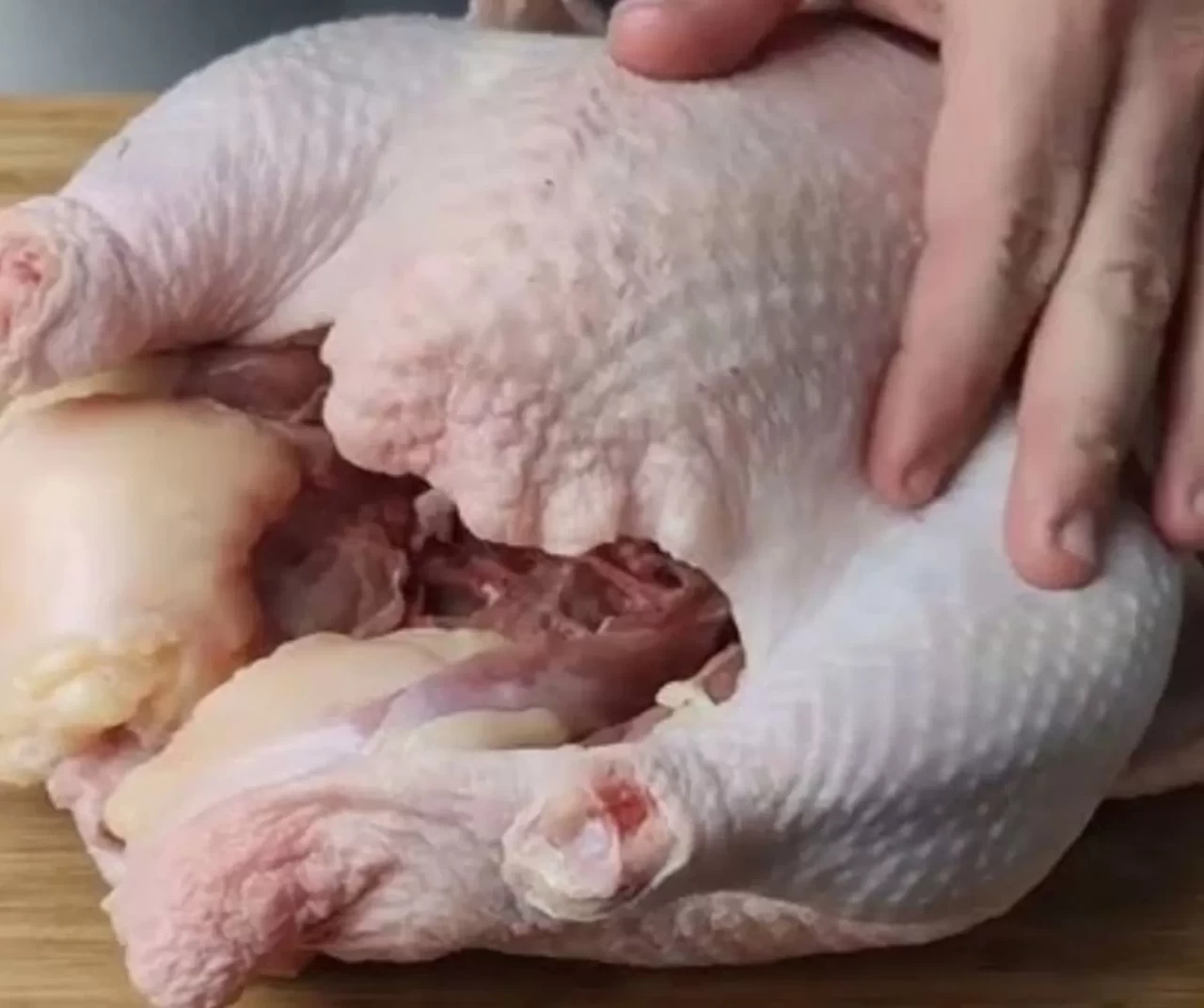 Beyaz et sektörüne dev ceza: 13 şirkete 3,7 milyar lira