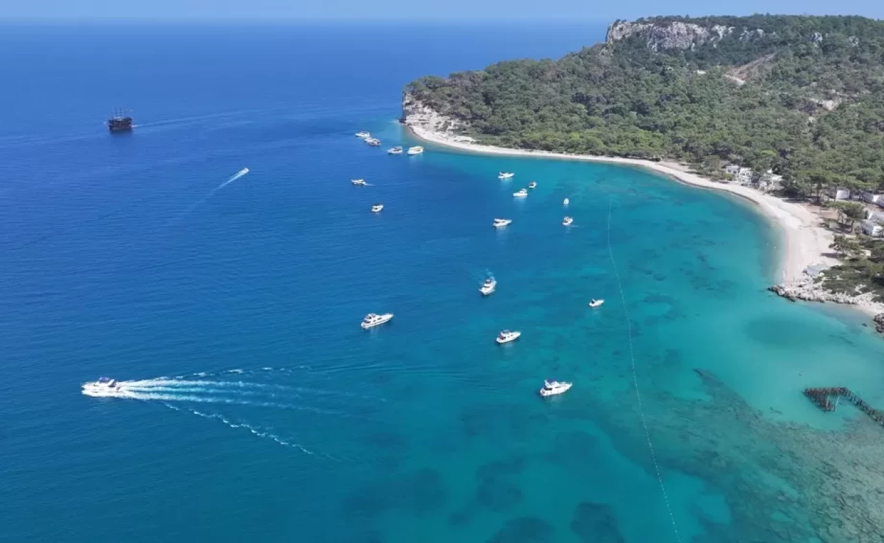 Antalya'ya 8 ayda gelen turist sayısı 12 milyona yaklaştı