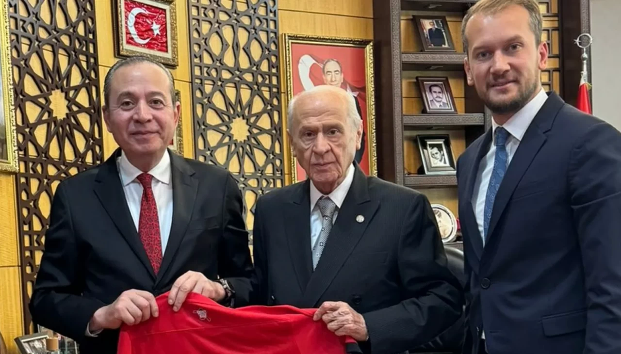 Gençlerbirliği'nden MHP Genel Başkanı Devlet Bahçeli'ye ziyaret