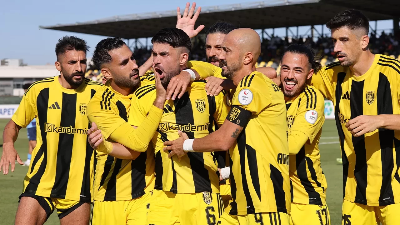 Aliağa FK evinde Ankara Demirspor’u 2-0 mağlup etti