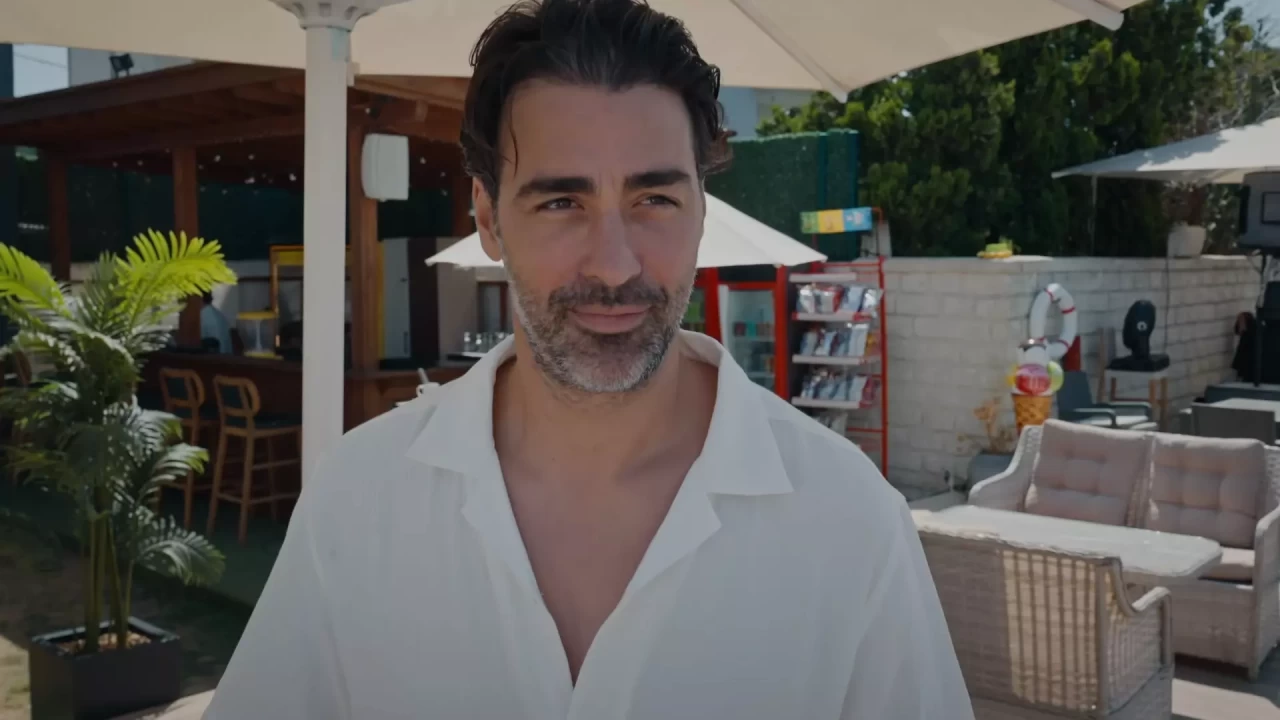 Arka Sokaklar'ın Barış komiseri Sarp Leventoğlu kimdir? Sarp Leventoğlu evli mi?