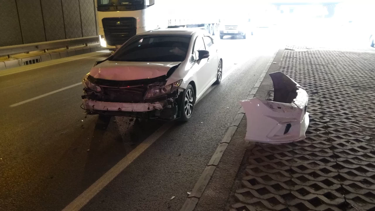 Malatya'da alt geçitte zincirleme kaza: 2 yaralı