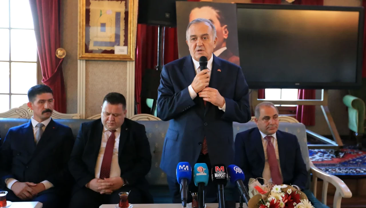 MHP'li Akçay'dan birlik mesajı: Bütün dünya silahlarını toplasa bize bir şey yapamaz