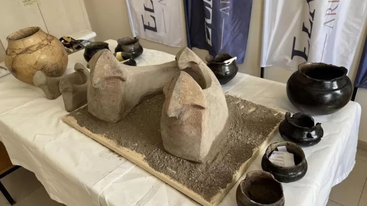 Elazığ’da 6 bin yıllık keşif! Boğa başlı sunak gün yüzüne çıkarıldı