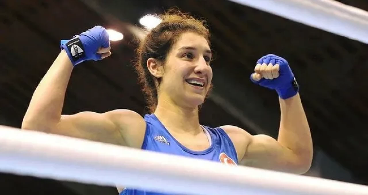 Sema Çalışkan Dünya Boks Şampiyonası’nda çeyrek finale yükseldi