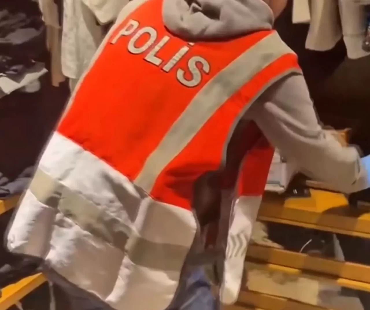 Sahte gayrimenkulle vatandaşlık veren çete çökertildi!