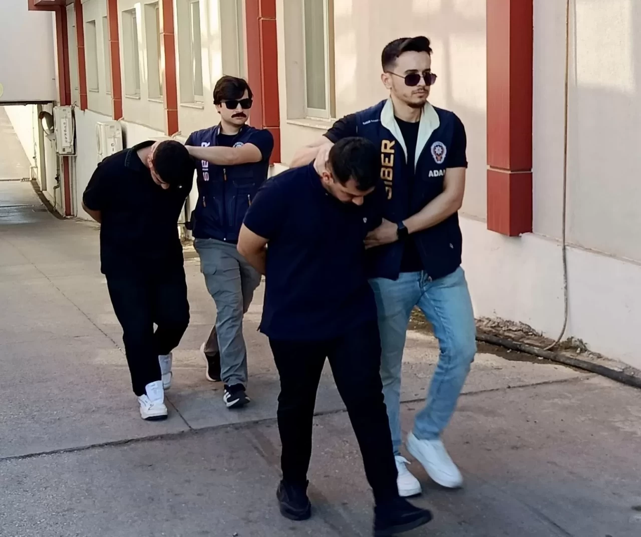 Boğa alacakken 'Sazan Sarmalı' kurbanı oldular