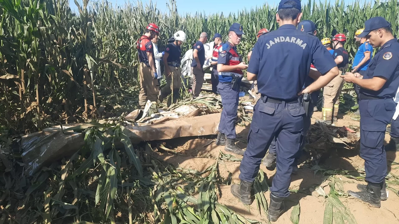 İzmir'de helikopter düştü! 1 pilot hayatını kaybetti