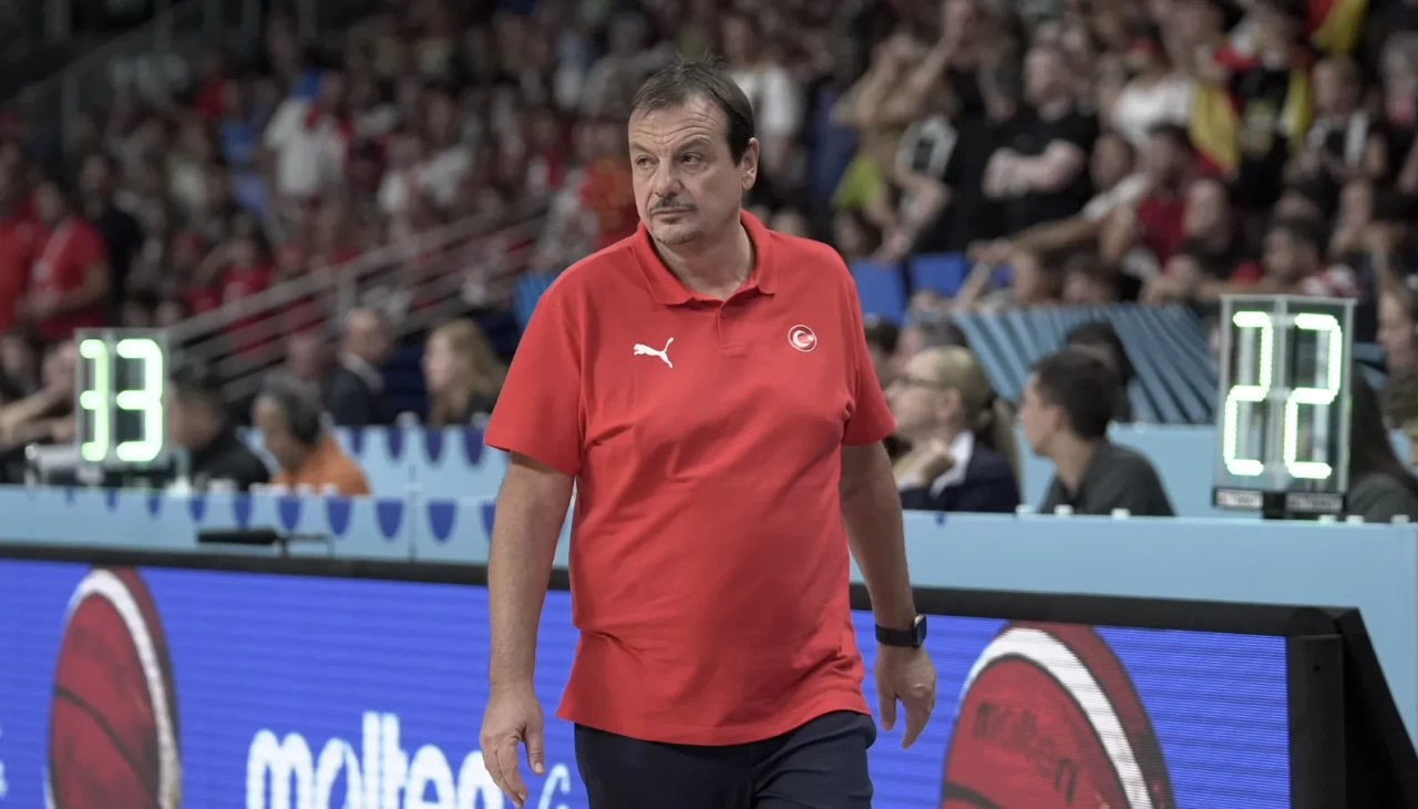 Ergin Ataman, EuroBasket 2025'in "En Değerli Başantrenörü" seçildi