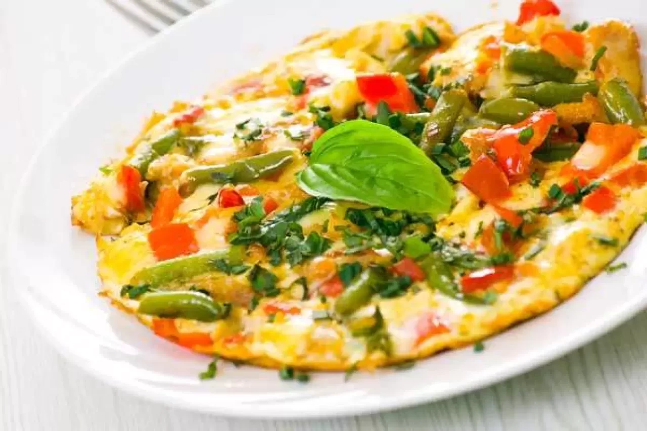 Sebzeli Omlet Tarifi: Hafif ve Doyurucu