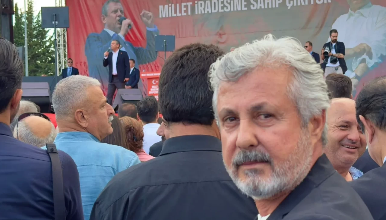 Manavgat eski Belediye Başkanı Şükrü Sözen havalimanında gözaltına alındı