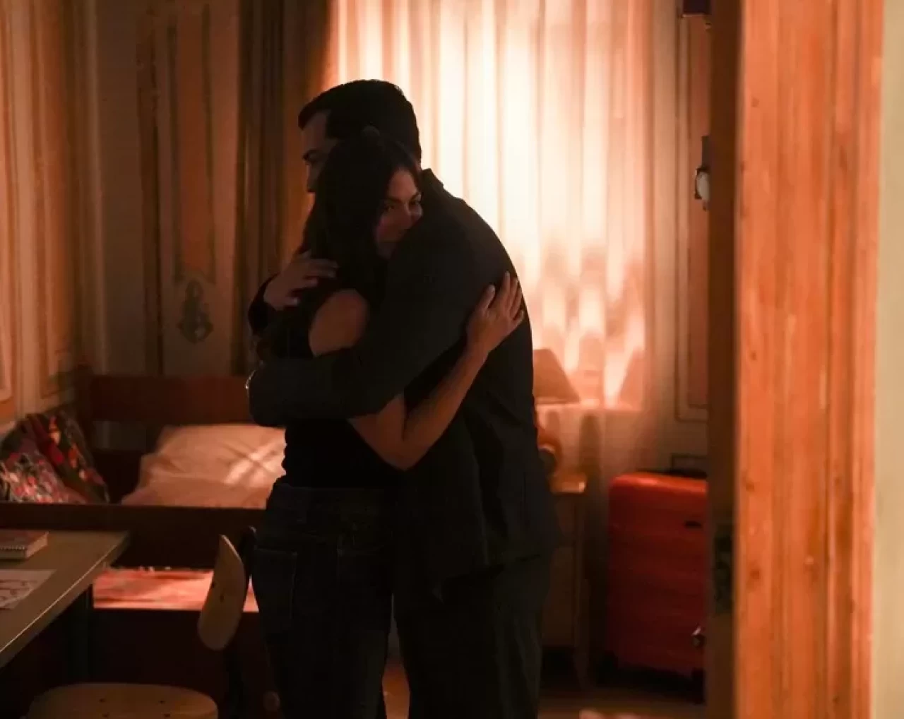 Eşref Rüya son bölüm tek parça izleyin! Eşref Rüya 15. bölüm full izle!