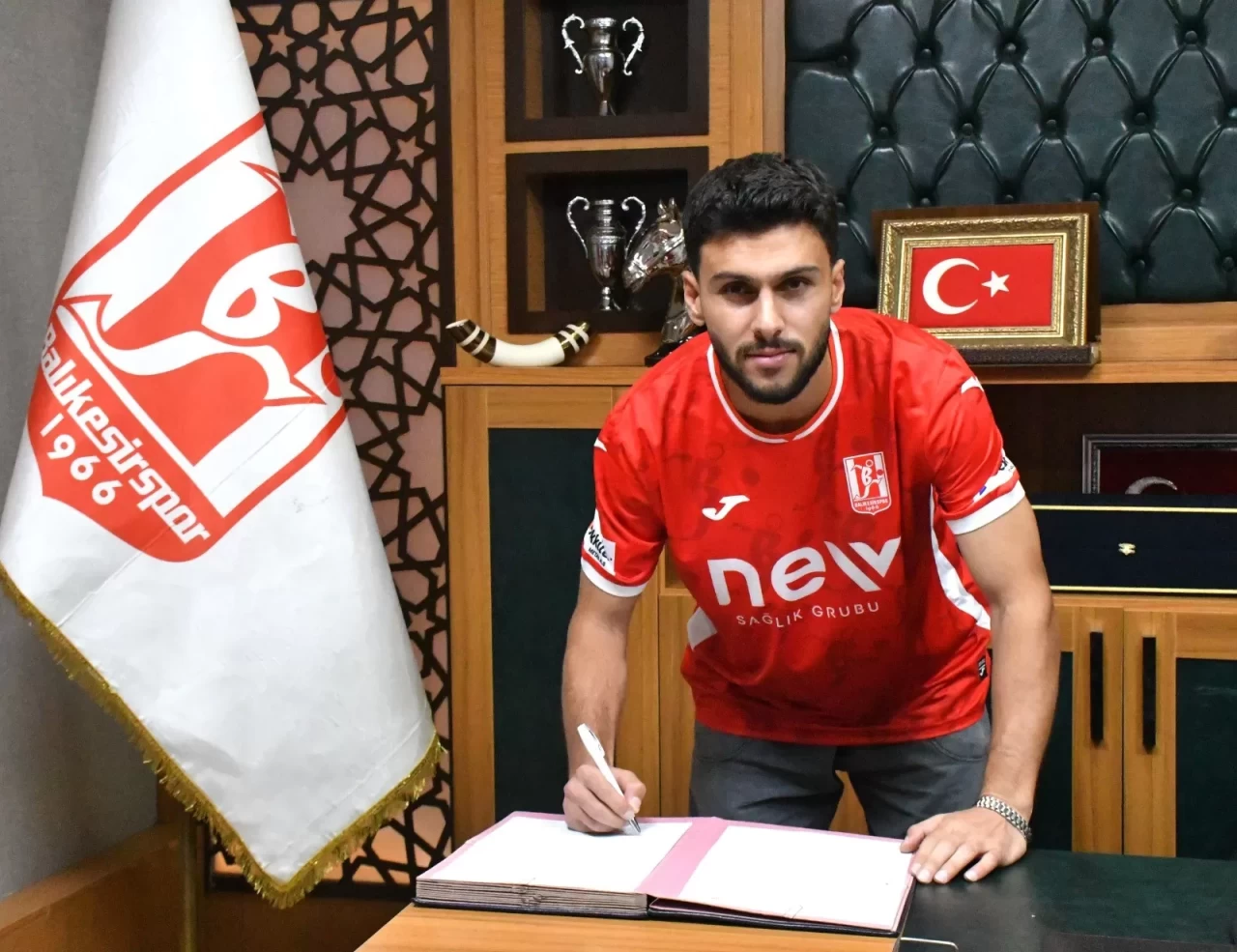 Balıkesirspor, Erşan Yaşa'yı kadrosuna kattı