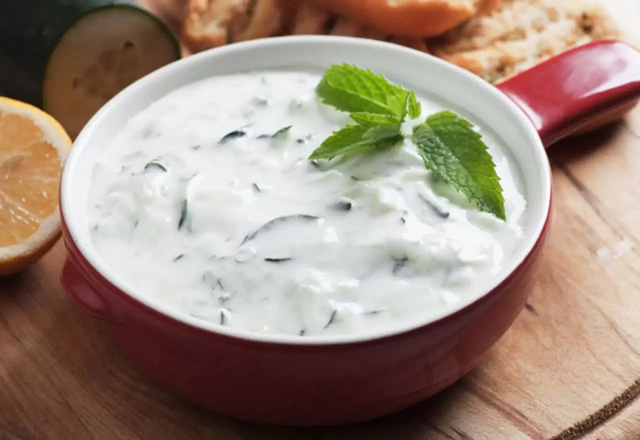Cacık tarifi: Ferahlatıcı ve pratik meze